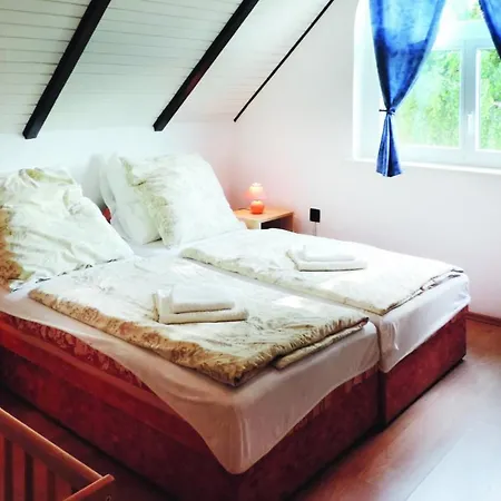 Töreki Mit Pool Ferienhaus Siófok