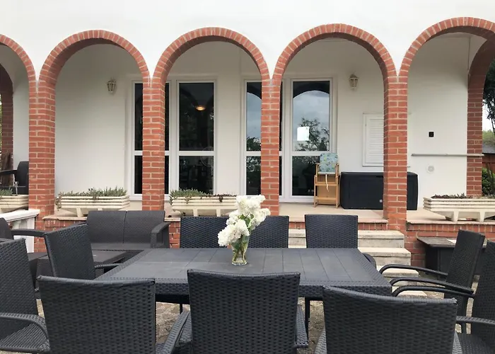 Toereki Mit Pool בית נופש