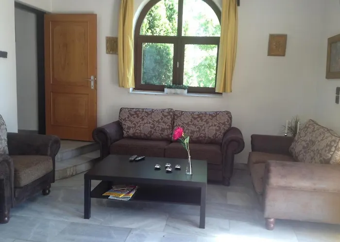 בית נופש Toereki Mit Pool שיופוק