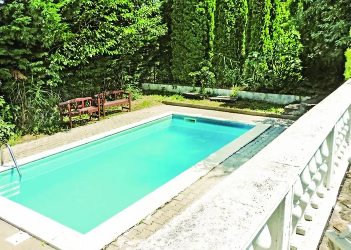 Toereki Mit Pool בית נופש