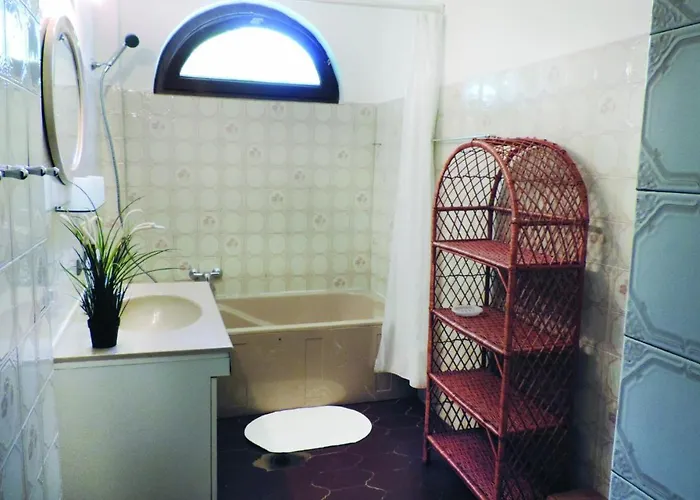 Toereki Mit Pool בית נופש *